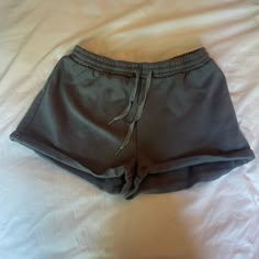 Shein Shorts Size M Brand New Excellent Condition Swear Shorts, Soffee Shorts, Suburb Talks, Clothing Apps, Soffe Shorts, Shein Shorts, Trendy Bottoms, Preppy Clothes, Ripped Jean Shorts