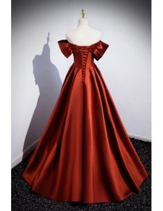 10% off now! red satin simple long off the shoulder evening dress  online. Sheprom offers formal, party, casual & more style dresses to fit your special occasions. Off The Shoulder Evening Dress, Hoco Dresses Long, Off Shoulder Evening Dress, Velvet Prom Dress, Evening Dresses Online, Red Evening Dress, Prom Dresses Vintage, Bodycon Floral Dress, Sparkly Dress