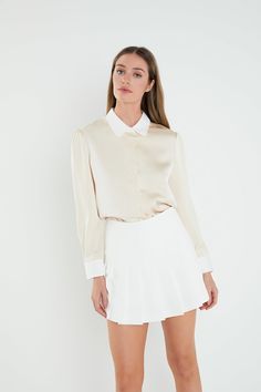 This Silky Shirt with a Poplin Combo Collar is a unique shirt & blouse combination. It features a silky exterior and is complete with a stylish collared neckline. The front button down closure and long sleeves make it easy to style for any occasion. This sophisticated and timeless piece fits perfectly with your wardrobe and is sure to become an instant favorite! Add it to your collection today and experience true comfort and luxury. Silky shirt Collared Front button down closure Long sleeves Reg Silky Shirt, English Factory, Unique Shirt, Work Style, Work Fashion, Shirt Collar, Timeless Pieces, Button Down Shirts, Dream Closet