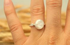 Pearl Jewelry Ring, Silver Pearl Ring, Freshwater Pearl Ring, River Edge, Zierlicher Ring, Personalized Gifts For Mom, Jewelry Statement, You Left, Emerald Jewelry