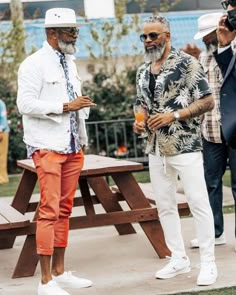 Caribbean Men, Black Men Fashion Urban, Men With Grey Hair, Gq Fashion, Coordinating Outfits, Le Male, Mens Casual Dress Outfits, Rugged Style