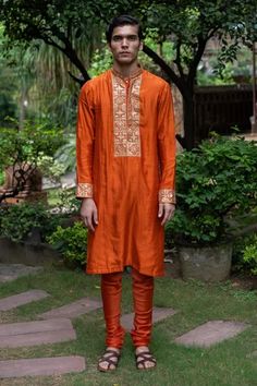 Shop for Deepthee Orange Silk Yoke Embroidered Kurta And Churidar Set for Men Online at Aza Fashions Zardozi Work, Silk Kurta, Embroidered Collars, Embroidery Floral, Pattern Embroidery, Rust Orange, Silk Embroidery, Fabric Silk, Female Model