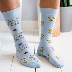 Friday Sock Co™ - World's Best Dad - Fathers Day - Mismatched Socks Show your dad you love him with our World's Best Dad purposely mismatched socks. Designed in Canada and ethically made in Italy.Sizing: Men's 7 - 12 US/CAN Women's 8 - 13 EUR 39 - 46Contents:85% Egyptian Combed Cotton 12% Nylon 3% SpandexFeatures:Produced using OKEO-TEX®* certified Egyptian Combed CottonExpertly sewn Rosso Toe Link Yarn blend extending throughout the top cuff for extra durability and comfort Reinforced Heel &amp Mismatched Socks, Dad Socks, Sock Company, Matching Socks, Men's Shoe, Men's Socks, Mans World, Cool Socks, Casual Socks