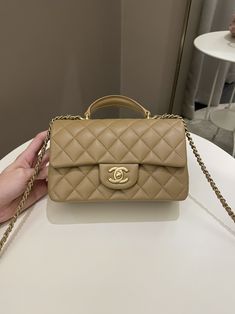 Chanel 22B Quilted Metal Top Handle Mini RectangularDark Beige Lambskin LGHWSize 20 x 12.5 x 6.5 cmChain drop 53 cmMicro ChipJan 2022NewIncludes full set box, dust bag and receiptPrice now 7880 sgd 5840 usd CN5768-01 Dark Beige, Ladies Handbags, Classic Flap, Flap Bag, Gold Tone Metal, Wallet Case, Full Set, A Bag, Chanel Bag