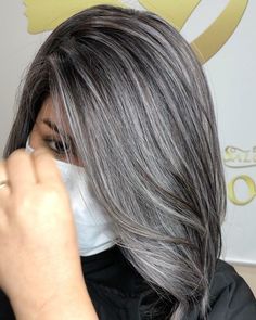 Discover the best gray highlight ideas for brown hair over 50, from subtle blends to chic balayage, for a graceful and stylish transition. Sal And Pepper Hair, Grey Hair Camouflage, Blended Gray Hair Brunettes, Brown Hair Over 50, Highlight Ideas For Brown Hair, Gray Highlights, Highlights For Brown Hair, Hair Color For Brown Skin, Highlight Ideas