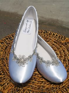 READY TO SHIP SHOES USA SIZE: 9, AS SHOWN IN PICTURE. *If you need a different color or size please see below. COLOR: WHITE/SILVER SIZE: 9 Elegant & comfortable brides flat shoes. US SIZES, TRUE TO SIZE, OTHER COUNTRIES PLEASE GOGLE A SIZE CONVERTOR. These flats are satin, with man-made insoles, and sueded leather outer soles. (Please Note: These are NOT Professional Ballerina Slippers. They are Bridal Ballet Style Flats.) Shoes are very comfortable, to wear on your Wedding Day, or as the ba Fitted Silver Embellished Wedding Shoes, Silver Fitted Embellished Wedding Shoes, Fitted Embellished Silver Wedding Shoes, Bride Shoes Flats, Blue Ballet Shoes, Bride Flats, Era Victoria, Professional Ballerina, Wedding Ballet Flats