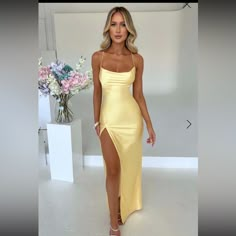 Brand New Dress With Tags Yellow Prom Dresses Tight, Prom Dress Inspo, Prom Dresses Yellow, Look Formal, Maxi Dress Sale, Prom Dress Inspiration, Cute Prom Dresses, Pretty Prom Dresses, Grad Dresses