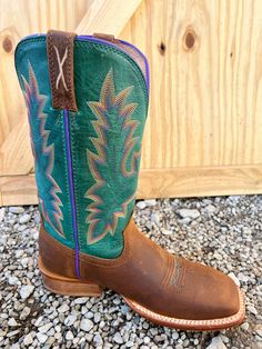 Western Turquoise Boots With Patina, Turquoise Western Boots With Patina, Western Turquoise Boots For Rodeo, Turquoise Western Boots For Ranch, Turquoise Western Boots With Snip Toe, Green Snip Toe Ranch Boots, Green Western Boots For Rodeo, Turquoise Leather Boots For Western-themed Events, Western Green Snip Toe Boots