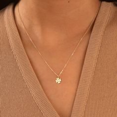 Discover the delicate allure of our Dainty Clover Necklace--a symbol of luck and charm crafted in your choice of gold filled, sterling silver, or rose gold filled. This exquisite necklace seamlessly combines elegance and whimsy, making it a perfect addition to your everyday wardrobe. 🍀 Symbol of Luck: The dainty clover pendant is a timeless symbol of good fortune. Wearing this necklace not only adds a touch of sophistication to your style but also invites positive energy and luck into your life