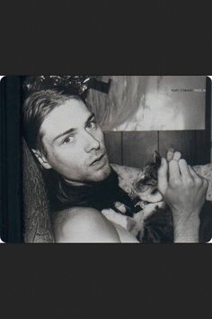 Kurt Celebrities With Cats, Patricia Highsmith, Men With Cats, Albert Schweitzer, Freddy Mercury, I'm With The Band