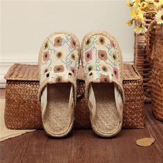 Cloth Shoes Linen Big Head Slippers Flat Heels Cotton Low Top Women's Slippers Shoes Comfortable Spring Mules With Round Toe, Comfortable Closed Toe Heels For Spring, Comfortable Spring Closed Toe Heels, Beige Slip-on Mules With Round Toe, Beige Flat Heel Clogs For Spring, Spring Clogs With Textured Footbed, Cream Round Toe Slippers For Spring, Beige Closed Toe Mules For Spring, Beige High Heel Casual Mules