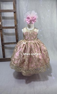 Flower Girl Dress Pink Girls Pink and Gold Lace Dress Girls - Etsy Serbia Princess Style Gold Gown For Dress-up, Gold Princess Pageant Dress For Dress-up, Pink Lace Bodice Ball Gown For Party, Pink Princess Ball Gown Pageant Dress, Elegant Pink Gown For Baptism, Pink Ball Gown For Baptism, Pink Princess Dress For Prom, Pink Tulle Princess Dress With Lace Bodice, Pink Princess Dress With Lace Bodice And Tulle