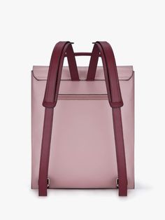 Le sac à dos Vintage Belladonna est un style classique présentant des lignes sophistiquées et des proportions structurées. La silhouette est fabriquée à partir de cuir végétalien rose et blanc avec un intérieur en polyester doux et est améliorée par une quincaillerie en métal fini et un logo écosusi exclusif sur le volet. La poignée supérieure et les bretelles réglables permettent à ce sac de transporter ce sac pour les femmes à la main ou à l'arrière.

Caractéristiques

12 "L / 15" H / 6 "W, ad