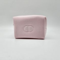 New In Box Vip Gift Top Zip Closure Approximate Size: 6" X 4" X 3.5" Dior Cosmetic Bag, Pink Dior Bag, Dior Makeup Bag, Christian Dior Makeup, Makeup Dior, Mini Makeup Bag, Pink Makeup Bag, Dior Lipstick, Black Cosmetics