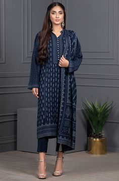 LSM Lakhani CVC 1036 B Cashmi Vool Vol 3 2021 Winter Dabka Unstitched Cambric Suit, Winter Long Sleeve Cambric Salwar Kameez, Traditional Winter Salwar Kameez In Cambric, Traditional Cambric Salwar Kameez For Winter, Winter Cambric Unstitched Suit, Winter Cambric Sets With Long Sleeves, Winter Lawn Suit With Printed Motifs, Winter Unstitched Lawn Suit With Printed Motifs, Winter Unstitched Suit With Printed Motifs