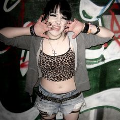 scene emo outfit inspiration y2k style Scene Party Outfit, Emo Ish Outfits, 200s Emo Fashion, Rock Of Love Outfits, Emo Y2k Grunge Outfits, Alt Fem Outfits, Fem Y2k Outfits, Trashy Emo Y2k