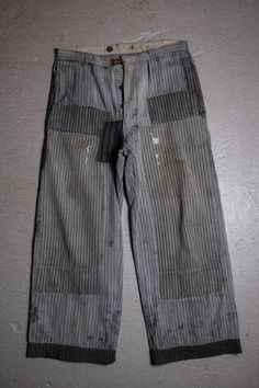 1940s French Vintage Striped Patch Work Trousers  SIZE Waist：41cm Thigh�：32cm Length：91cm Inseam：64cm Leg opening：27cm Welcome to our online store https://bansecondhandgoods.com/ Worldwide Shipping The official website provides credit card services,  please contact us via private message if necessary. Find us IG :  ban_secondhand_goods Thank you for checking us out :) Vintage Pants For Workwear, Striped Pants Men, Male Runway, Vintage Straight Leg Work Pants, Vintage Full-length Work Pants, Vintage Clothes, Custom Clothes Diy, Punk Inspired Fashion, Fashion Design Inspiration