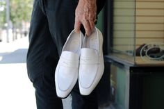 White Dress Shoes Men, Bachelor Parties, White Dress Shoes, Wedding Cakes With Flowers, Casual Shoe, Penny Loafer, Wedding Event Planning, Wedding Bridesmaid Dresses, Penny Loafers