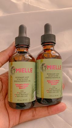 Rosemary Oil Aesthetic, Mielle Rosemary Mint Oil, Mielle Rosemary Mint, Hair Strengthening Oil, Organic Hair Oil, Mielle Organics, Healthy Hair Routine, Natural Hair Growth Tips, Mint Oil