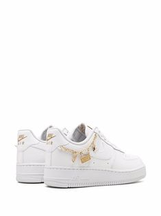 Nike Air Force 1 '07 LX "Lucky Charms" Sneakers - Farfetch Air Force Lucky Charms, Air Force 1 Charms, Tenis Air, Tenis Air Force, Nike Tenis, Nike Force 1, Basket Nike, Vacation Clothes, Tenis Nike