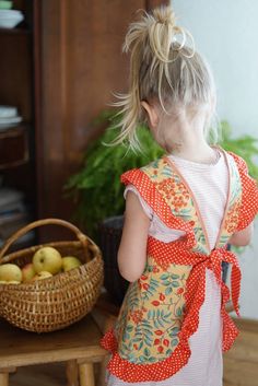 Girly, bright colored apron made for little misses to create playful and beautiful memories in kitchen! This apron is a unique,  handmade item made from vintage fabric using retro apron pattern.  Items are made in limited amount. Item in picture might slightly differ from actual piece due to fabric print and pattern placement on it. For checking the actual desired item, feel free to contact me before ordering. NOTE: Size 98.-104. for age 3- 4y. Size 110.- 116. for age 5- 6y. Size 122.-128. for age 7- 8y. Retro Apron Patterns, Ruffled Apron, Rowan Berries, Ruffle Apron, Play Food Set, Apron Pattern, Retro Apron, Print And Pattern, Aprons Patterns