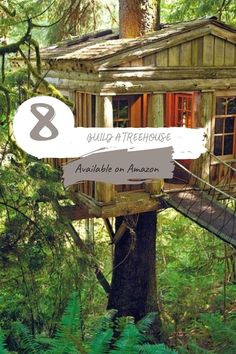 a tree house built in the woods