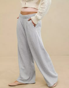 Aerie New Heights Trouser Aerie Trousers, Aerie Outfit, Aerie Clothing, Hollister Sweatpants, Closet Wishlist, American Eagle Outfits, Teacher Clothes, Grey Sweats, Sweat Set