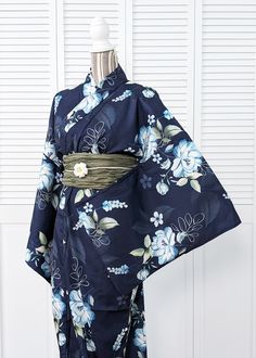 Japanese Yukata Kimono Plus Size - Blue Flowers in Navy Blue And Gold Kimono, Blue Japanese Kimono, Historical Japanese Kimono, Kimono Textile Pattern, Japanese Kimono Reference, Star Kimono Traditional, Blue Yukata Women, New Years Kimono, Blue Kimono Traditional