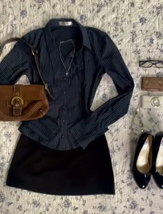 Black Shirt Outfit Ideas Woman, Dresses To School Outfit, Navy Blue With Beige Outfits, Off Work Model Outfits, Winter Hostess Outfits, Nyc Clothing Aesthetic, Gotham City Aesthetic Outfit, Ttpd Aesthetic Outfit, Classy Clothes Aesthetic