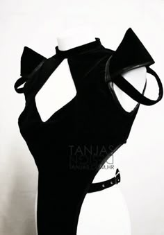 Edgy and  elegant luxury bustier made in extravagant and unique Tanjas design.  Made in black velvet, black leatherette or black lambskin leather - with ponty shoulders, and zipper on the back, lined with smooth sateen fabric. All our items are designer made and are handmade  patiently with accent to details. Design upgrades are possible by request. Size info: XS - bust  84-88 cm S - bust 88 -92 cm M - bust 92-96 cm L - bust 96-100 cm XL - bust 100-104 cm Pointy Shoulders Jacket, Pointy Shoulders, Noir Fashion, Outfit Challenge, Witch Fashion, Goth Outfits, Fashion Line, Bustiers, Unique Designers