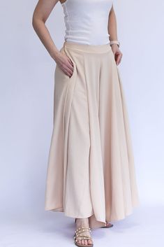 Be the talk of every room with our Keep it Glowing - Woven Wide Leg Pants! These champagne, satin pants are beyond gorgeous. They give the illusion of a skirt, but bring the comfort of pants. This item has a high waist, elastic waist band, and pockets. We love these so much because you can throw on a blouse to dress them up, or a tank to dress them down. You can wear these for any occasion and be the most stylish gal in the room! - Champagne colored woven wide leg pants - High waist - Elastic wa Satin Pants, Stylish Pants, Favorite Daughter, Champagne Wedding, Pants Large, Champagne Color, A Skirt, High Waisted Pants, Waist Band