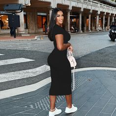 Casual Knee-length Midi Dress For Going Out, Casual Midi Length Bodycon Dress For Night Out, Casual Bodycon Dress For Going Out, Casual Bodycon Knee-length Midi Dress, Casual Knee-length Bodycon Dress For Date Night, Casual Knee-length Bodycon Dress For Night Out, Casual Bodycon Midi Dress For Office, Casual Bodycon Dress For The Office, Chic Non-stretch Short Sleeve Bodycon Dress