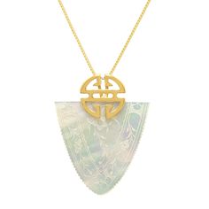 93934 - 14K Yellow Gold - Gaming Counter Pendant Island Life Style, Detailed Jewelry, Unique Jewelry Designs, Fine Jewels, Yellow Gold Chain, Mother Pearl, Hand Engraving, Long Life, Gold Chain