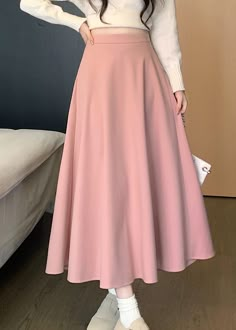 Pink Long Skirt Solid Color, Spring Wardrobe, Boho Stil, Sweatshirt Dress, British Indian, Spring Outfit, Dress Accessories, Brunei, Apricot