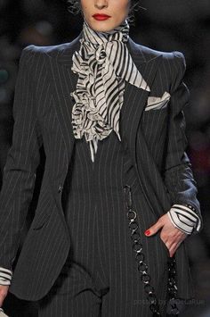 Ralph Lauren chic. Fashion Weeks, Paul Gaultier, Luxury Vintage, Mode Inspiration, Jean Paul, Jean Paul Gaultier