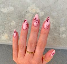 Nail Inspo Flower, Nude Nails Almond, Fall Pink Nails, Clean Girl Nails, Cosy Fall, Fall Pink, Nails Trend, Girl Nails, Nails Nude