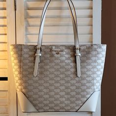 Nwt Michael Michael Kors Large Signature Logo Jacquard Shoulder Bag Color: Lt Cream Multi Size: 14"W X 12"H X 5"D Msrp: $298 Sale: $198 Product Description: Shoulder Bag Logo Jacquard 78.5% Cotton/21.5% Polyester Trim 1: 100% Polyurethane Trim 2: 60% Polyurethane/20% Cotton/20% Polyester Gold-Tone Hardware Handle Drop: 8.75” Adjustable Strap: 21.5”-23.5” Exterior Details: Front Slip Pocket Interior Details: Back Zip And Slip Pockets, 6 Front Slip Pockets Lining: 100% Polyester Zip Fastening Dust Beige Shoulder Bag In Signature Coated Canvas For Travel, Beige Signature Coated Canvas Shoulder Bag For Travel, Designer Beige Shoulder Bag In Signature Coated Canvas, Designer Beige Shoulder Bag In Coated Canvas, White Monogram Canvas Bag With Leather Trim, White Monogram Canvas Bags With Leather Trim, Elegant Shoulder Bag In Signature Coated Canvas For Errands, Elegant Signature Coated Canvas Shoulder Bag For Errands, Elegant Cream Shoulder Bag In Coated Canvas