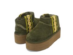 Ugg Since 1974, Ugg Ultra Mini, Overlock Stitch, Women Boot, Boots Suede, Kids Wardrobe, All About Shoes, Auction Items, Women Boots