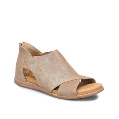 Brown Casual Flats With Arch Support, Casual Leather Flats With Textured Footbed, Brown Flats With Arch Support For Spring, Spring Brown Flats With Arch Support, Brown Flats With Arch Support, Comfortable Brown Flats With Cushioned Footbed, Sofft Shoes, Koolaburra By Ugg, Leather Sandals Women