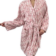 Dior Bathrobe, Pink Vintage Luxury Pink Spring Robe, Dior Bathrobe, Pink Cotton Robe For Daywear, Vintage Pink Robe For Loungewear, Pink Floral Print Home Robe, Dior Vintage, Sleepwear Robe, Pink Vintage, Trotter