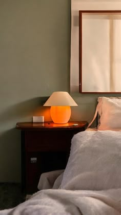 This elegant bedside lamp is a perfect combination of a mushroom lamp shape and modern technology, crafted as a 3D printed lamp. It provides a soft, warm illuminating glow, making it ideal for creating a cozy atmosphere in any room. As a unique desk light, it can enhance both the aesthetics and functionality of your space. With its sleek, minimalist design, this lamp blends seamlessly with various decor styles, adding a touch of modern craftsmanship to your home. Made from durable materials, it's not only stylish but also long-lasting, perfect for daily use in bedrooms or offices.  For use in: EU, US, CAN, UK, AUS Warranty Period: The warranty is valid for 12 months from the date of purchase of the goods. Materials:Recycled corn PLA body and diffuser; transparent TPE cord with switch Bulb 3d Printed Lamp, Bauhaus Lamp, Interesting Lighting, Nightstand Light, Unique Desk, Unique Desks, Bedside Table Lamp, Bedside Lamps, Mushroom Lamp