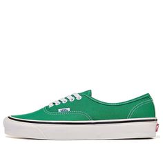 Vans Green, Classic Sneakers With Rubber Toe Cap, Classic Lace-up Oxfords For Streetwear, Casual Oxfords With Rubber Sole For Streetwear, Classic Round Toe Oxfords For Streetwear, Classic Oxfords With Round Toe For Streetwear, Classic Low-top Oxfords For Spring, Casual Low-top Oxfords For Streetwear, Green Casual Oxfords With Round Toe