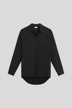 #color_black Modern Oversized Blouse With Button Cuffs, Oversized Button-up Business Top, Oversized Button-up Tops For Business, Modern Oversized Button-up Blouse, Oversized Shirt With Fold Down Collar, Oversized Blouse With Button Closure And Lapel Collar, Oversized Classic Blouse With Concealed Placket, Oversized Business Tops With Button Cuffs, Oversized Business Tops With Button Closure