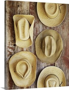 Hat Gallery Wall, Equestrian Decor, Chapeau Cowboy, Cowboy Up, Down On The Farm, Straw Hats, Love Hat, Cow Boy, Taos