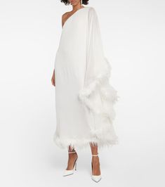 Bridal Liza feather-trimmed maxi dress in white - Rixo | Mytheresa Canada Clothes, Luxury Outerwear, White Maxi Dresses, Designing Women, Clothing And Shoes, Color Design, White Dress, Loose Fitting, Dress Outfits