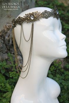 renaissance crown over brass base can be adjust on the back with a ribbon Find the amazing dress on Elficwear shop https://www.etsy.com/es/listing/268039928/elven-princess-dress?ref=shop_home_active_16 Photo : https://www.facebook.com/EleanArt/?fref=ts ABOUT SHIPPING ⋆ All our items are made to order ,normally we ship in about 4-10 days after we recieve the payment , if for some reason we would need more extra time we will inform you by conversation . All our pieces are nicely and security packe Elegant Structured Crown Headpiece For Festivals, Gold Teardrop Crown For Festival, Elegant Ceremonial Crown Headpieces, High Crown Gold Headpiece For Festival, Gold Tall Crown Headpiece Handmade, Gold Ceremonial Headpiece With Tall Crown, Gold High Crown Headpiece For Festivals, Handmade Gold Headpiece With Pinched Crown, Gold Ceremonial Headpiece With Round Crown