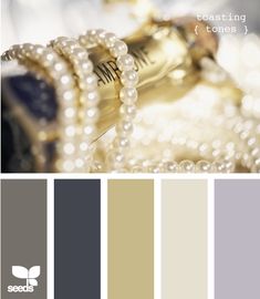 the color scheme is neutral, but it's gold and silver with pearls on top