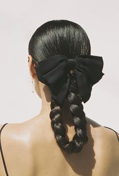 Small Silk Bow – Kamperett Making Hair Bows, Hair Reference, Aesthetic Hair, Hair Dos, Hair Day, Beauty Hair, Hair Looks, Hair Goals, Hair Tutorial