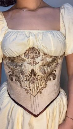 This floral vintage design detailed Underbust corset is handmade by me! 💐 It is adjustable from the back so it fits S-M sizes perfectly.  It bas baleen underwires in specific places so it holds still on you!  For any concerns and questions; Ig: Siennarte Victorian Fitted Underbust Corset, Victorian Fitted Overbust Bodice, Victorian Underbust Bodice With Corset Back, Victorian Fitted Underbust Bodice, Halloween Overbust Corset Dress With Corset Back, Victorian Overbust Corset Dress With Boned Bodice, Fitted Overbust Corset Dress For Costume, Underbust Boned Bodice For Costume Party, Victorian Overbust Fitted Corset