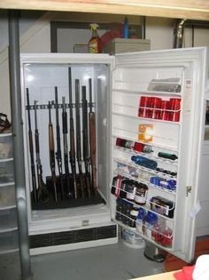 Use a non-working garage fridge for a gun safe/valuables safe. (Be sure to include a strong lock) Old Refrigerator, Hidden In Plain Sight, By Any Means Necessary, Survival Tips, Hidden Storage, Zombie Apocalypse, Emergency Preparedness, Good Ideas, Be Prepared